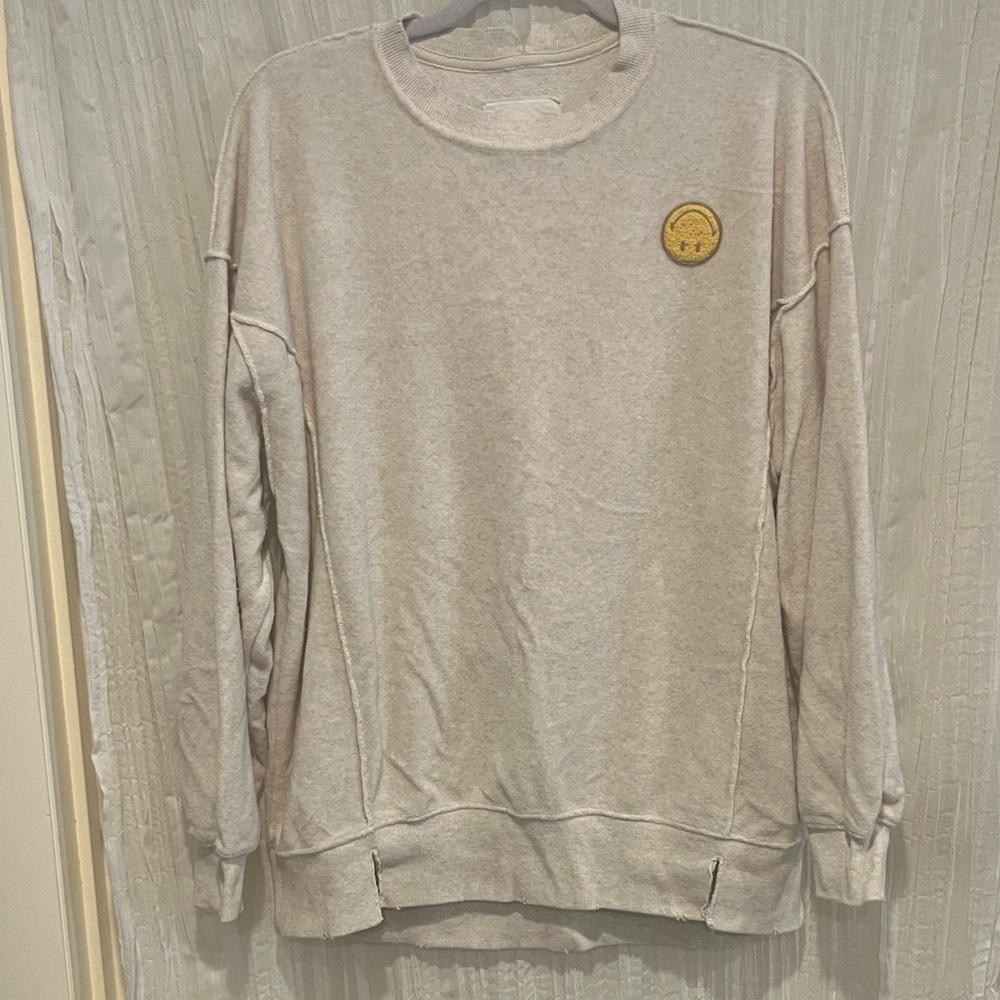 Aerie Cream Smiley Face Crewneck